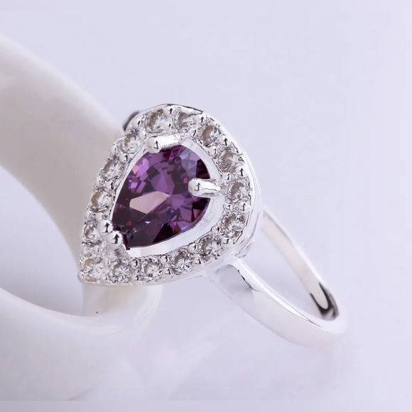 Womens Elegant 925 Sterling Silver Plated Purple Waterdrop CZ Band Ring Size 7 - Picture 3 of 8